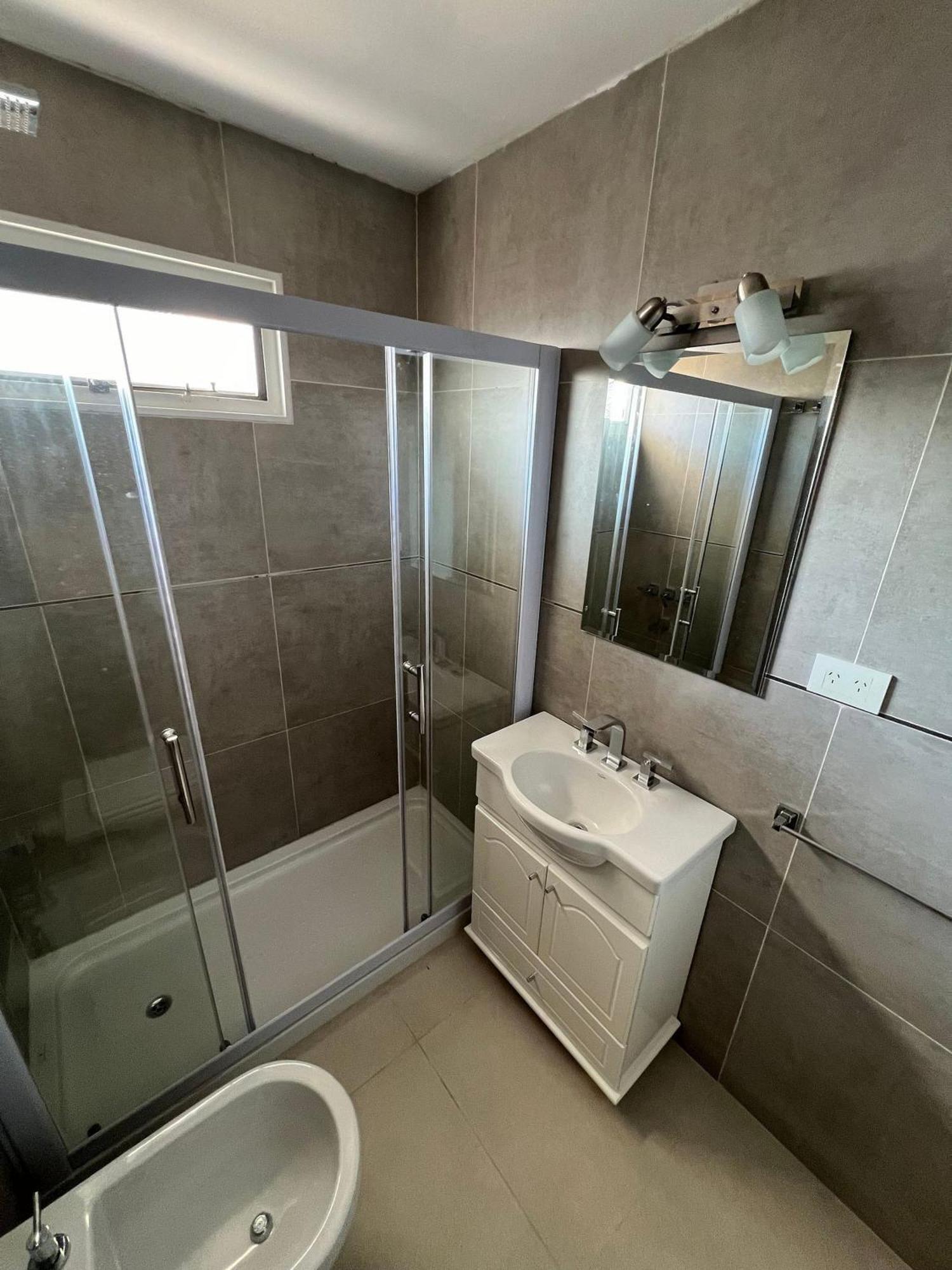 Moderno Piso Alto En Pleno Recoleta *